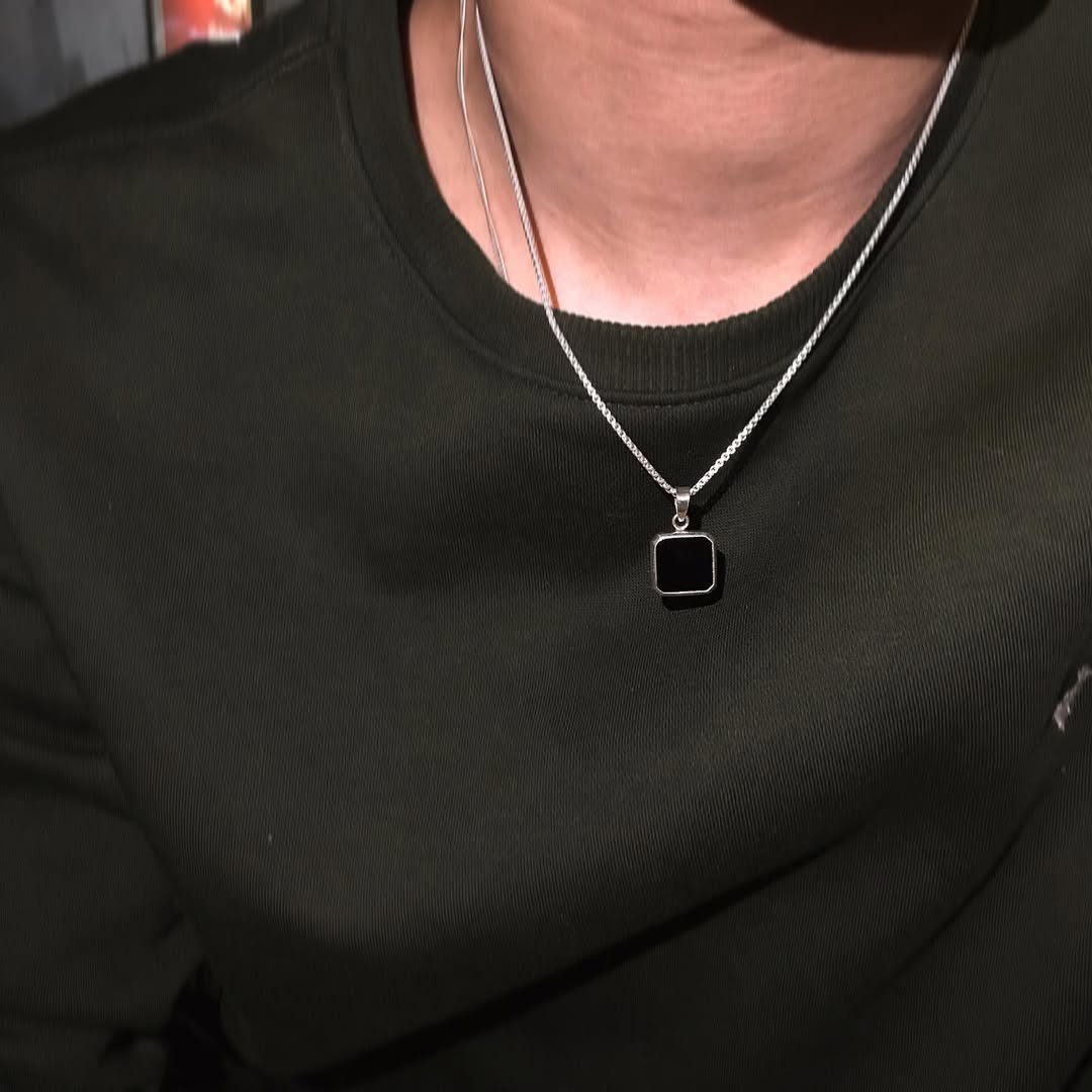 Onyx Pendant