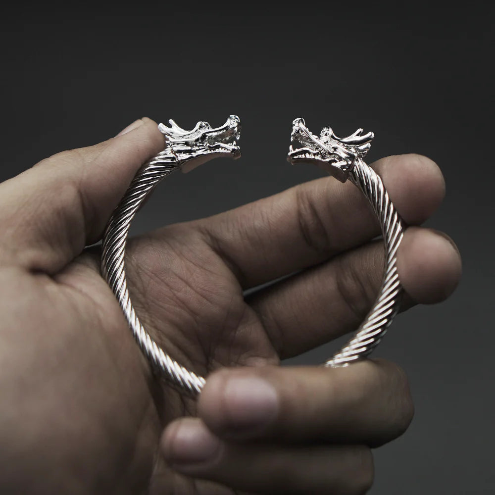 Majestic dragons cuff