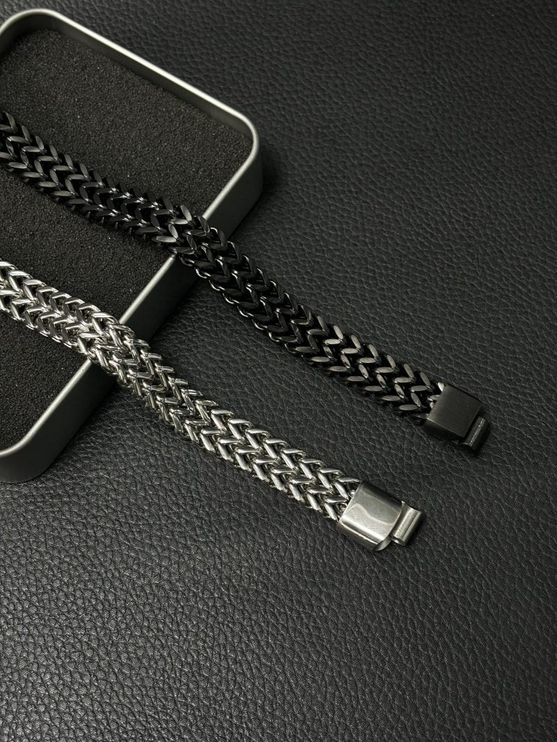 Dual foxtail magnetic bracelet